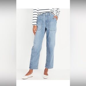 Old Navy relaxed pull on chino small light wash beach cropped pants